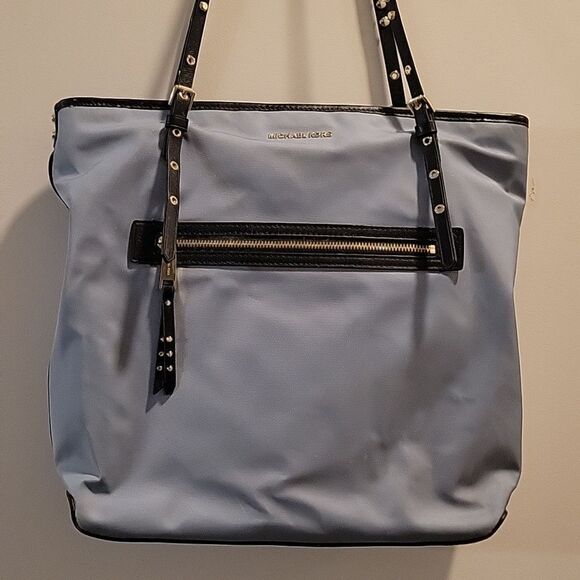 Michael Kors Leila Large Pale blue Tote Studded Straps - Picture 3 of 14